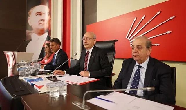 CHP'de Adnan Beker ve Ümit Dikbayır'a ihraç iddiası