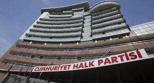 CHP'de 9 ismin ihracı istendi