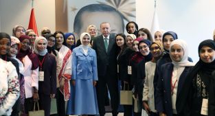 Cumhurbaşkanı Erdoğan, 'Genç Müslüman Kadınlar Liderlik Programı' katılımcılarını kabul etti