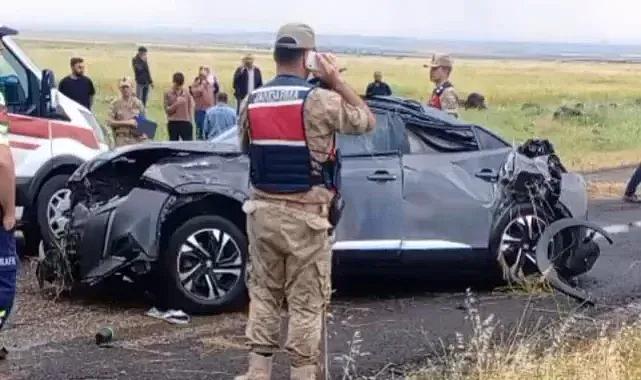 Diyarbakır'da nişan dönüşü kaza: 3 ölü, 1 yaralı