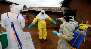 Ebola virüsü şüphelileri Afrika sınırını aştı: Brezilya ve İtalya'da alarmda