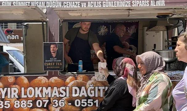 Fenomen dizinin başrolü öldü, hayranları lokma döktürdü