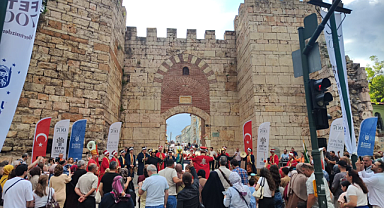 Fethin 700. Yılında mehter sesleri Saltanat Kapı'dan yükseldi