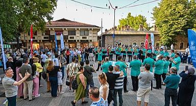 Fetih coşkusu notalarla yankı buluyor