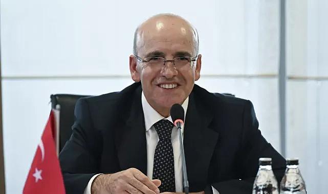Hazine ve Maliye Bakanı Şimşek: Birkaç aylık gecikmeyle dezenflasyon süreci tekrar devam edecek