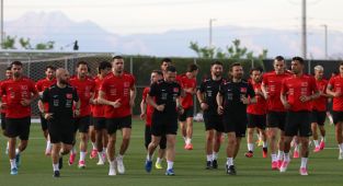 Hedef mutlak puan: Bizim Çocuklar Paraguay zaferi için kenetlendi