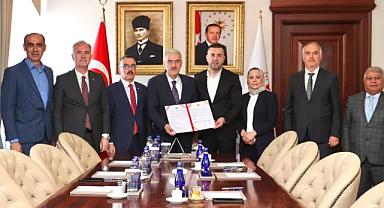 İnegöl’ün Yeni Aile Sağlığı Merkezi İçin İmzalar Atıldı