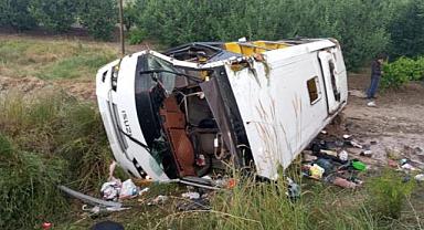 Isparta'da tur otobüsü devrildi: 4 ölü