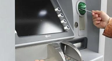 İstanbul'da ATM'lere sahte dolar yatırıp TL alan çete çökertildi