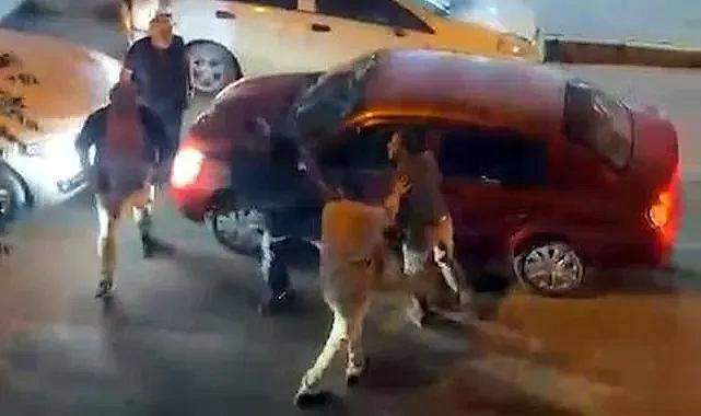İstanbul'da tekmeli yumruklu yol verme kavgası