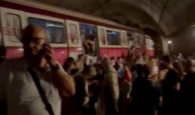 KadıköySabiha Gökçen Havalimanı Hattı'nda metro raydan çıktı