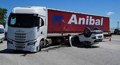 Kapıkule yolunda SUV araç ile tır çarpıştı: 2’si ağır 3 yaralı