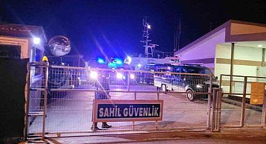 Karadeniz'de saldırıya uğrayan yaralı Türk mürettebat İnebolu Limanı'na getirildi