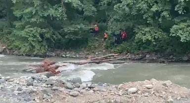Rize'de kayıp şahsı arama çalışmalarında bir personel hayatını kaybetti