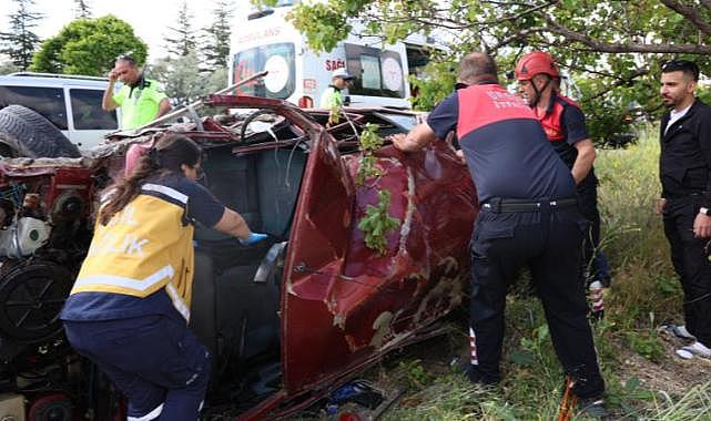 Sınav yolunda kaza geçirdiler: 3 yaralı