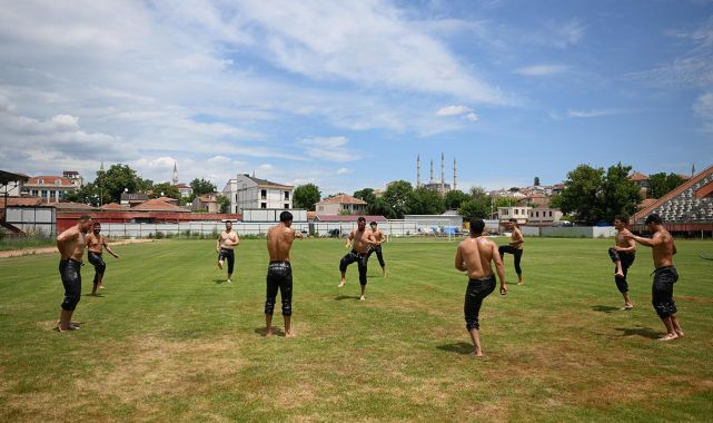 Tarihi Kırkpınar Yağlı Güreşleri'ne sayılı günler kaldı