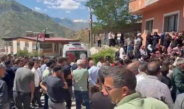 Uzman çavuş kayınpederinin evini bastı! 4 kişi hayatını kaybetti