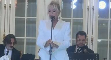 Ajda Pekkan, Emine Erdoğan'ın lider eşlerini ağırladığı yemekte sahne aldı