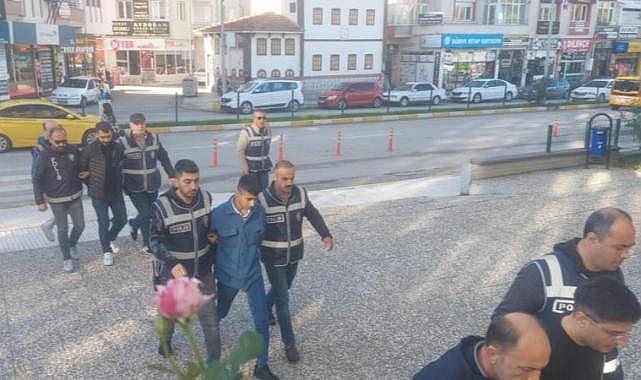 Ankara'da uyuşturucu operasyonu: 63 gözaltı