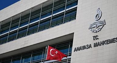 AYM'den noterlerin tatil mesaisine iptal kararı