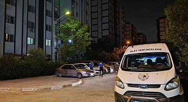 Boşanmak isteyen eşini uykusunda öldürdü