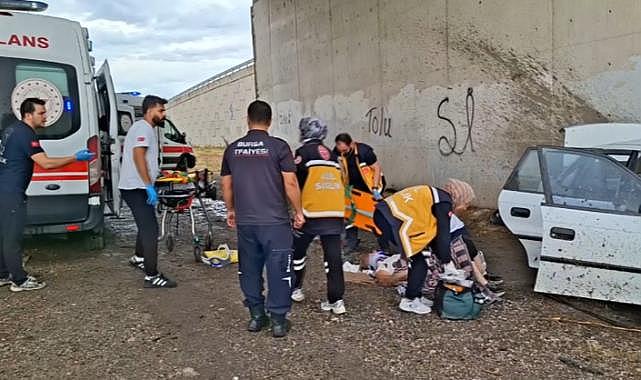Bursa'da köprülü kavşakta feci kaza: 3 ölü, 2 ağır yaralı