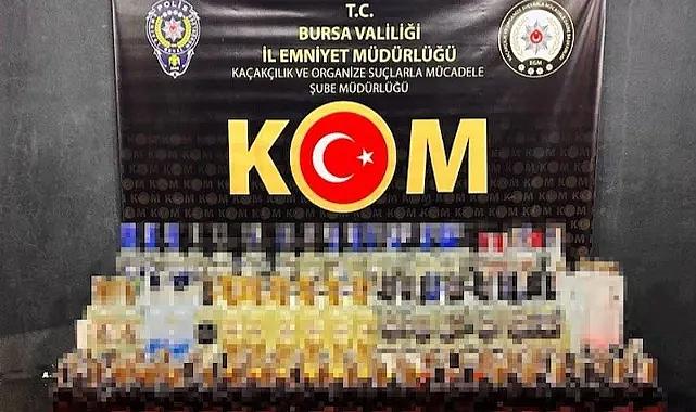 Bursa'daki operasyonda 370 şişe sahte içki ve 600 litre etil alkol ele geçirildi