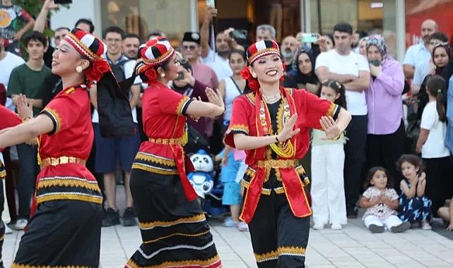 Festival coşkusu İnegöl'ün dört bir yanını sardı