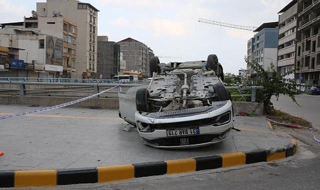 Hatay'da otomobil devrildi: 2 ölü