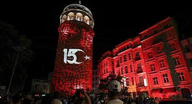 İstanbul'da 15 Temmuz'a özel mapping gösterisi