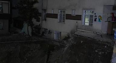 İstanbul'da inşaat çalışmasında zarar gören bina tahliye edildi