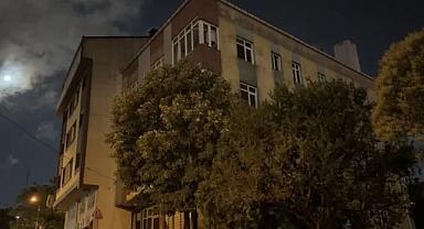 Kağıthane'de iki kardeş arasında gürültü nedeniyle çıkan kavgada aynı aileden 3 kişi ağır yaralı