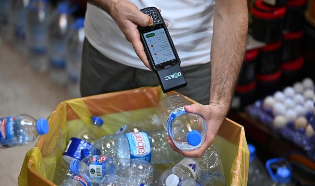 Mahalle esnafı Mobil DOA cihazıyla ambalaj iadesi toplamaya başladı