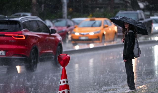 Meteorolojik uyarı verilen illerde 18 bin 705 personel görevlendirildi