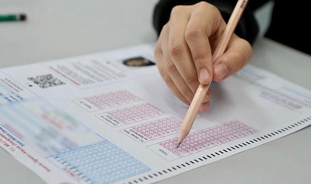 Milli Eğitim Bakanı Tekin'den LGS tercihlerinde