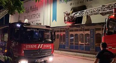 Mobilya fabrikasında korkutan yangın