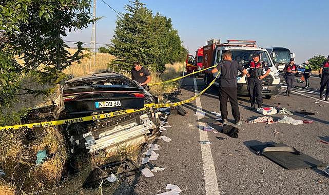 Nevşehir’de gurbetçi ailenin otomobili takla attı: 3 ölü