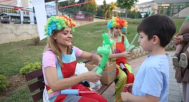 Osmangazi'de Doğanbey Mahallesi'nde yaz akşamı şenliğe dönüştü