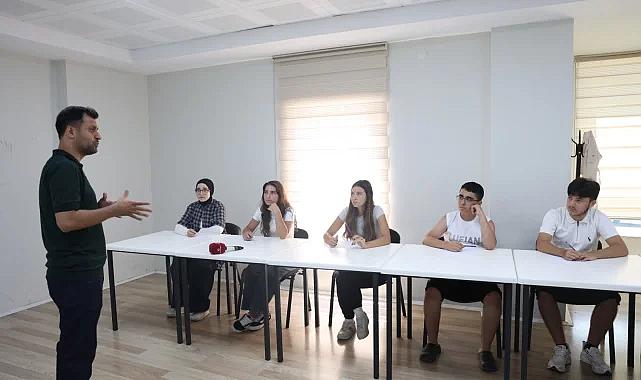 Osmangazi'den gençlere ücretsiz LGS desteği