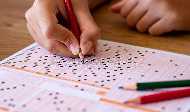 ÖSYM duyurdu: 2026-YKS'de 2 soru iptal edildi