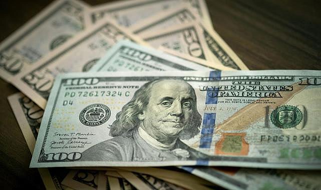 Tarihte bir ilk! Doların tahtı sallanıyor