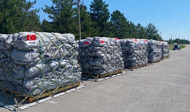 Türkiye, Venezuela'ya 30 ton insani yardım malzemesi gönderdi