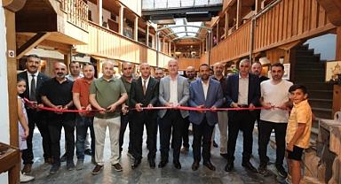 Yüksel Kılıçoğlu’nun Kişisel Resim Sergisi İnegöl Kent Müzesi’nde Açıldı