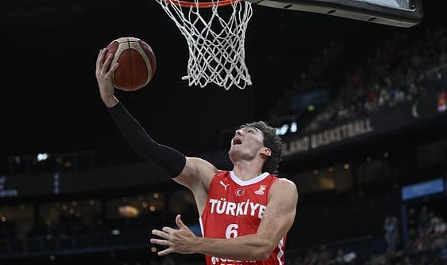 12 Dev Adam'ın hedefi İzlanda deplasmanında 8'de 8