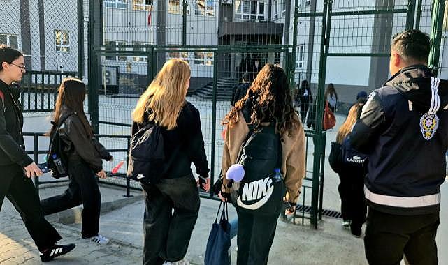 81 ilde düğmeye basıldı! Okullara 30 bin yeni güvenlik görevlisi