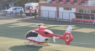 Ambulans helikopter vücudu yanan bebek için havalandı