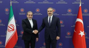 Bakan Fidan İranlı mevkidaşı ile görüştü