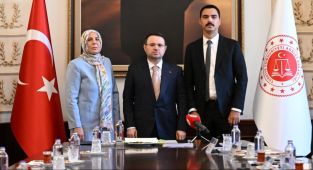 Bakan Gürlek'ten Yazıcıoğlu açıklaması: Bu cinayeti çözmek boynumuzun borcu
