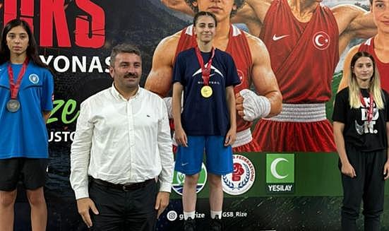 Bursa Büyükşehir Belediyesporlu boksçulardan önemli başarı
