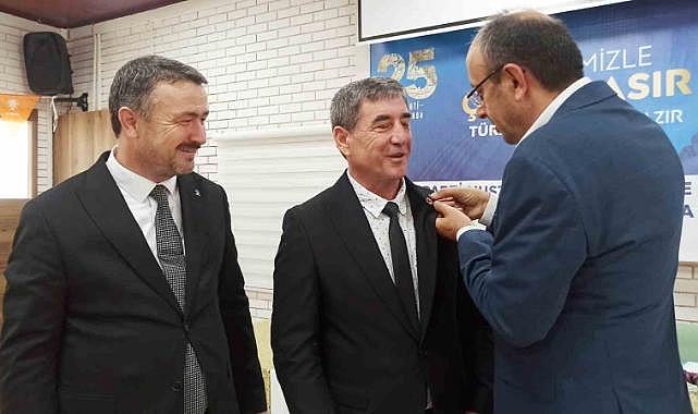 Bursa'da CHP’li meclis üyesi AK Parti’ye geçti
